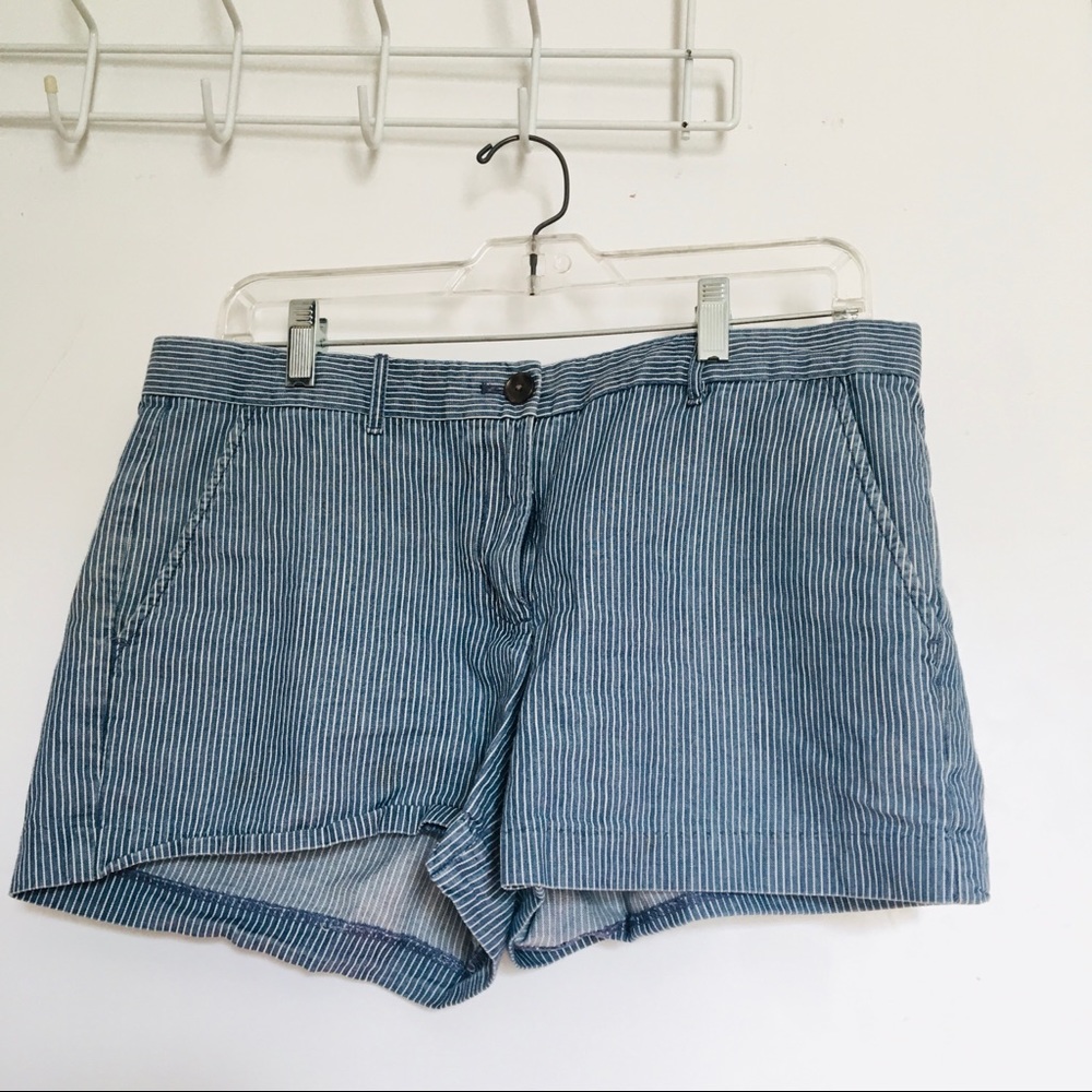 Gap Pin Stripe Shorts